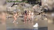 Bokep Video Varias garotas nuas correndo na praia