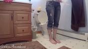 Bokep Terbaru Watch My Sexy Pussy Pee in the Toilet online