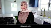 Video Bokep MILF In Hijab Teaches Me More Nut November 3gp online