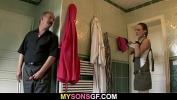 Video Bokep Oral exchange with his dad and GF gratis