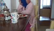 Nonton Film Bokep Turbanli stepmom in Istanbul loves her stepsons big dick mp4