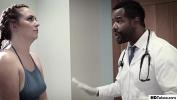 Vidio Bokep Maddy O apos Reilly gets her big ass fucked by a black doctor terbaru