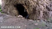 Bokep Aletta ocean blowjob under cave mp4