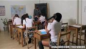 Bokep Terbaru Female students seduce class teacher