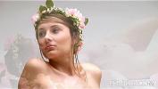 Bokep Video Natural D Cup Ashley Nude With Flowers Crown hot