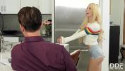 Nonton Video Bokep Teen Kenzie Reeves Fucke by Daddy apos s Friend 3gp