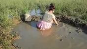 Bokep Baru girl in pink skirt mud crawling 2020