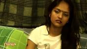 Video Bokep Indian College Teen Divya Striptease Show online