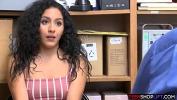 Download Video Bokep Big ass latin store employee stole from them terbaik