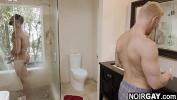 Nonton Film Bokep White and black gay roommates having interracial sex in bathroom gratis