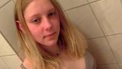 Download vidio Bokep Cute blonde teen enjoys in her dildo terbaik