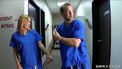 Nonton Film Bokep Slutty blonde nurse sneaks off at work to bang a hospital intern terbaru