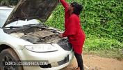 Vidio Bokep Big tits ebony needs some help with her car 3gp