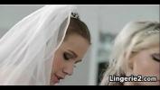 Bokep HD Brides In A Threesome At A Dress Shop gratis