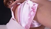 Bokep HD Ample breasted babe in pink satin shows you her pink bits terbaru