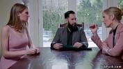 Bokep HD Blonde slut Mona Wales and step sister Ashley Lane reading will of their dad together with lawyer Tommy Pistol who later in bondage fucking them terbaik