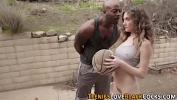 Bokep Video Interracial hairy teen gets her panties pulled down outdoors terbaru 2023