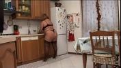 Nonton Video Bokep Milf wants to feel a hand between her legs excl terbaru