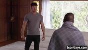 Video Bokep Angry jock bangs his step brother apos s little asshole hot