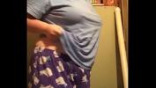 Bokep HD Bbw big tit white girl shales her ass hot