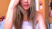 Video Bokep Blonde teen plays with her feet mp4