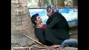 Video Bokep Terbaru Muslim aunty fucking young college boy secretely in beach 3gp online