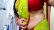 Nonton Film Bokep Desi bhabhi hot side boobs and tummy view in blouse for boyfriend mp4