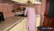 Download vidio Bokep Horny 47yr old Big Booty MILF Housewife Laura Masturbates in the Kitchen terbaru 2023