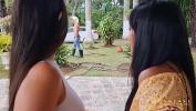 Bokep Full Dos chicas latinas se follan a un trabajador de la finca Mariana Martix amp Tatiana Morales mp4