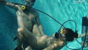 Vidio Bokep Swimming pool hot threesome with orgasms 2022