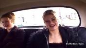 Video Bokep Twins in the taxi terbaik
