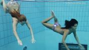 Bokep Video Lesbians Silvie and Zhanetta swimming underwater terbaru