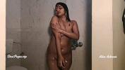 Nonton Video Bokep kiara advani shower scene