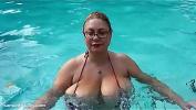 Nonton Bokep BBW Superstar Samantha 38G Plays with Big Tits in Pool terbaru